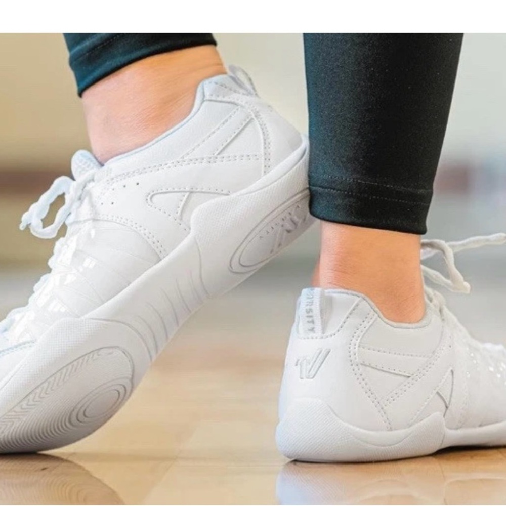 Varsity Charge Cheer Shoes-Lightweight&Durable White For comfortable&Athletes7.5